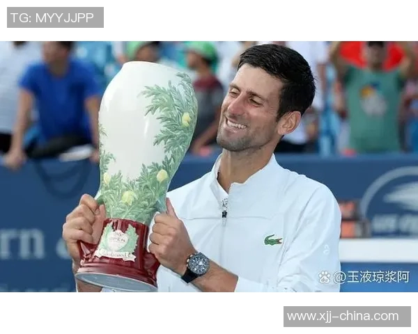 德国足球传奇星光璀璨盘点五十位顶尖球员的辉煌历程与成就